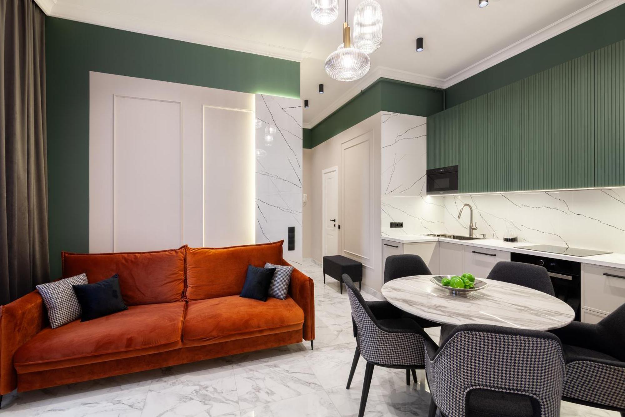 Leogrand Apartments On Franka 35 リヴィウ エクステリア 写真